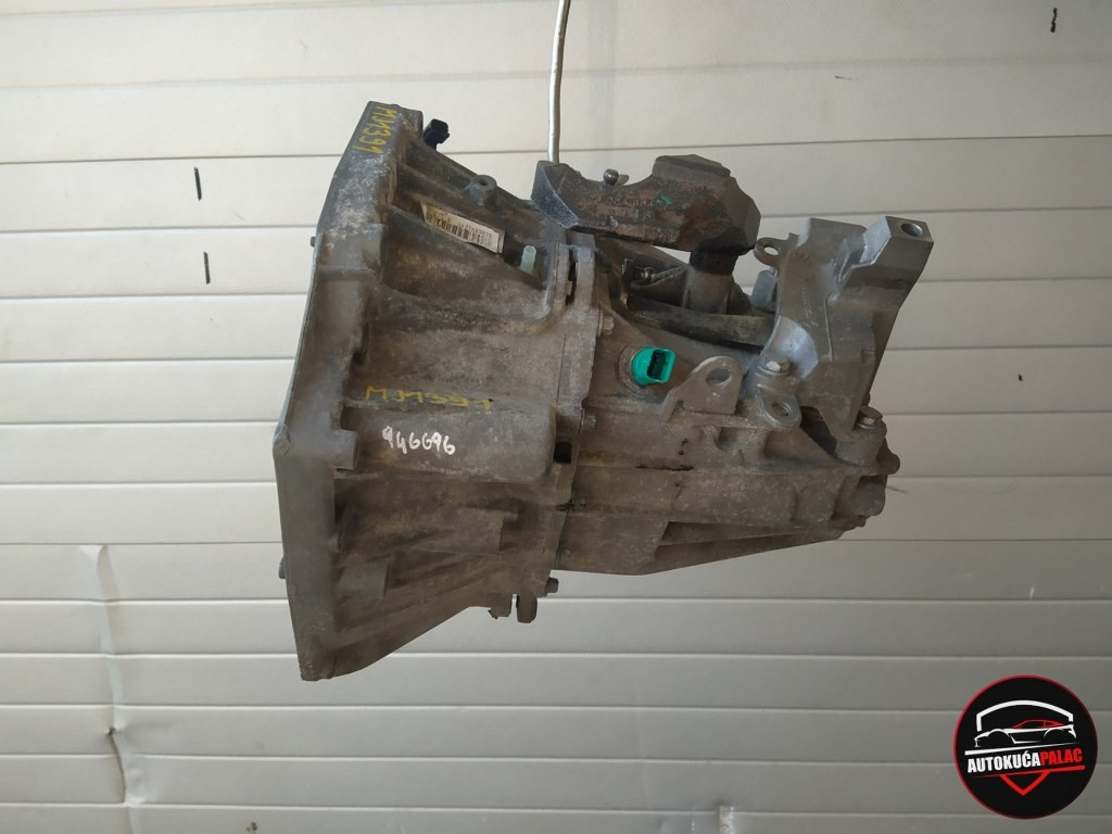 MJENJAČ RENAULT MEGANE 3 320108901R	MJ1391	MANUAL 6 BRZINA