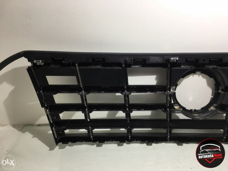 Maska Volkswagen TOUAREG 18- 760853651L F10419 R-LINE