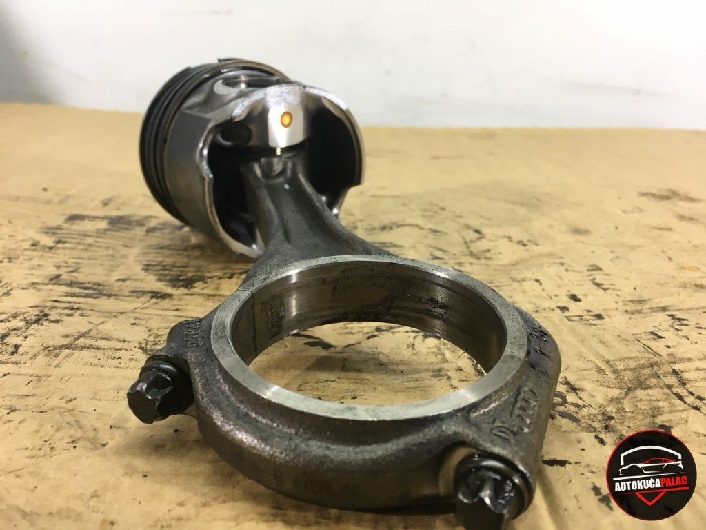 KLIP S KLIPNJAČOM PORSCHE CAYENNE 03-10 DM49 3.0TDI