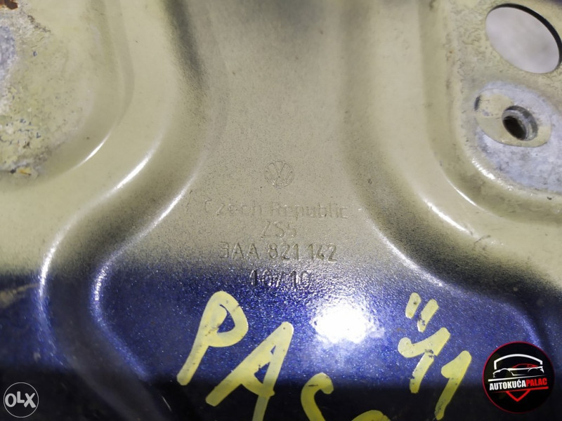 NOSAČ BLATOBRANA  Volkswagen PASSAT 7  3AA821142 PU1398