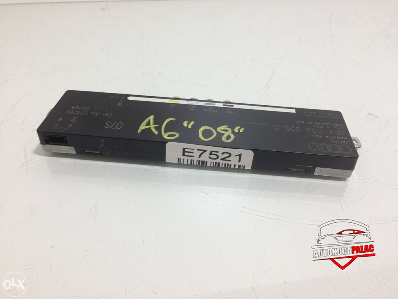 POJAČALO ANTENE Audi A6 2008 4F9035225D E7521