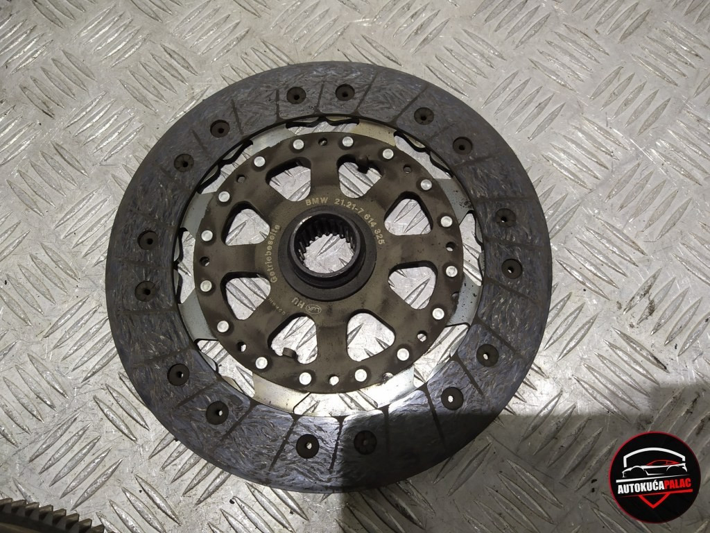 ZAMAJAC BMW	F20 F21 1		7614327	Z820	1.6B MANUAL