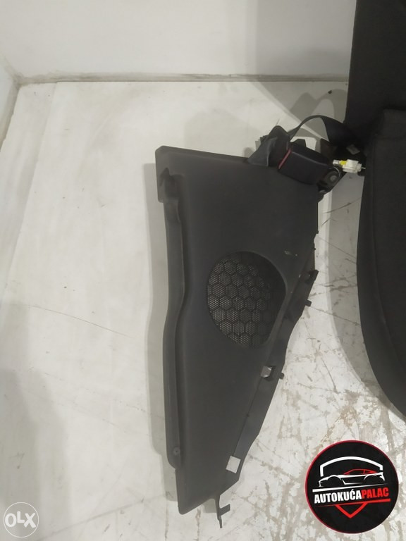 Unutrašnjost Citroen C4   U188 SJEDIŠTA