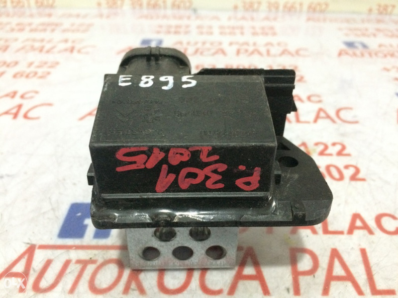 Relay grijača Peugeot 301 E895