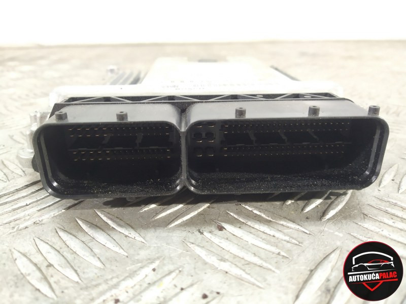 KOMPJUTER MOTORA	AUDI	A5 	8K2907115P	339-27	0261S04132