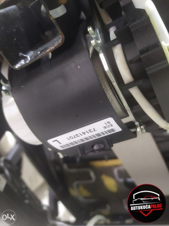 Unutrašnjost BMW F13 6   U133 SJEDIŠTA