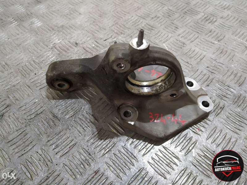 NOSAČ POLUOSOVINE Peugeot 308 13-21 9674067780 324-44