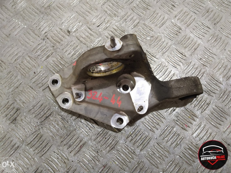 NOSAČ POLUOSOVINE Peugeot 308 13-21 9674067780 324-44