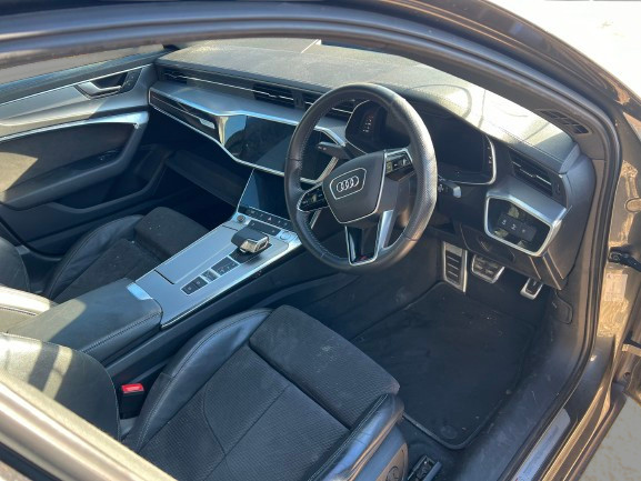 AUDI	A6 4K C8	2019	S-LINE 2.0TDI 4.0TDI DIJELOVI U DIJELOVIMA
