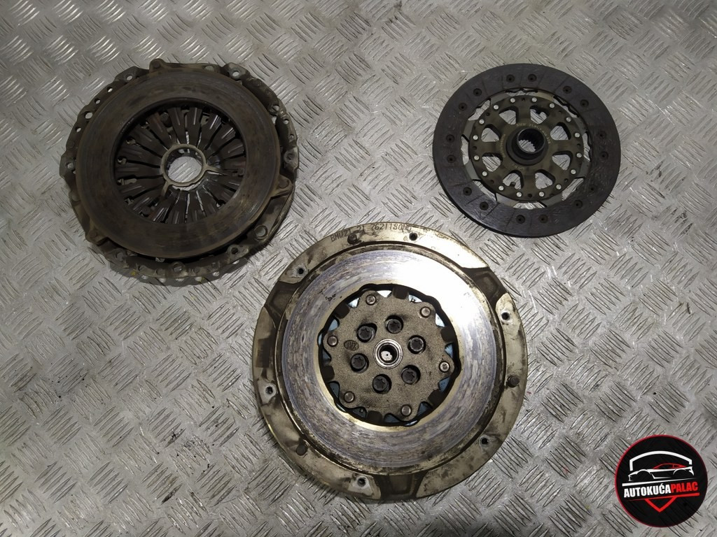 ZAMAJAC BMW	F20 F21 1		7614327	Z820	1.6B MANUAL