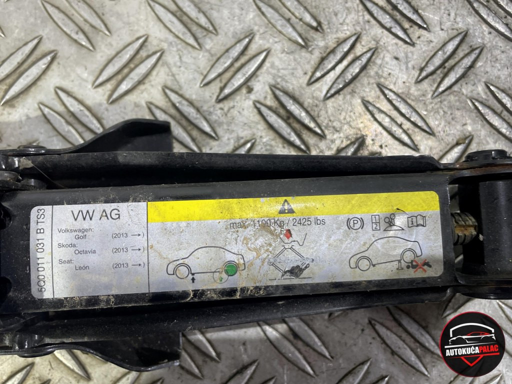 REZERVNA FELGA GUMA VOLKSWAGEN GOLF 7 VII 361-304 15"