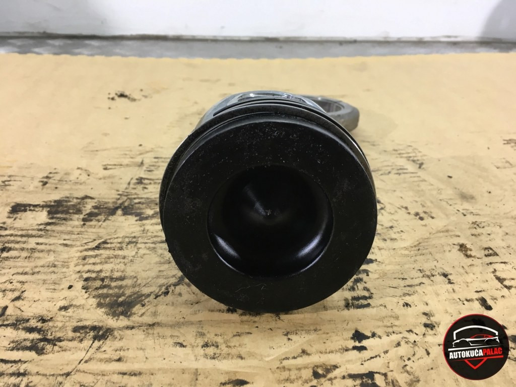 KLIP S KLIPNJAČOM PORSCHE CAYENNE 03-10 DM51 3.0TDI