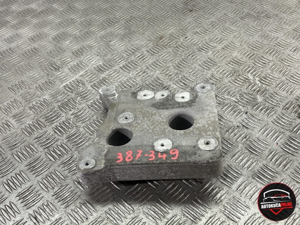 NOSAČ AKUMULATORA  NISSAN QASHQAI 13-21 64866-4EF0A 387-349