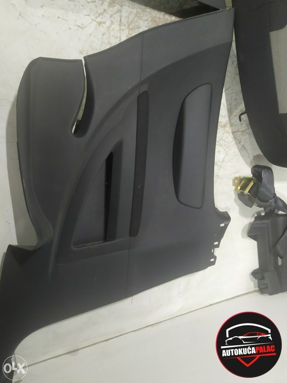 Unutrašnjost Citroen C4   U188 SJEDIŠTA