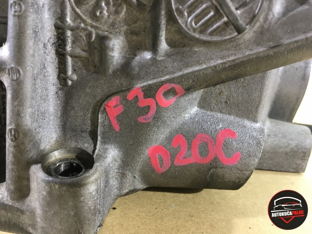 GLAVA MOTORA BMW F30   DM22 N47D20C + BREGASTE
