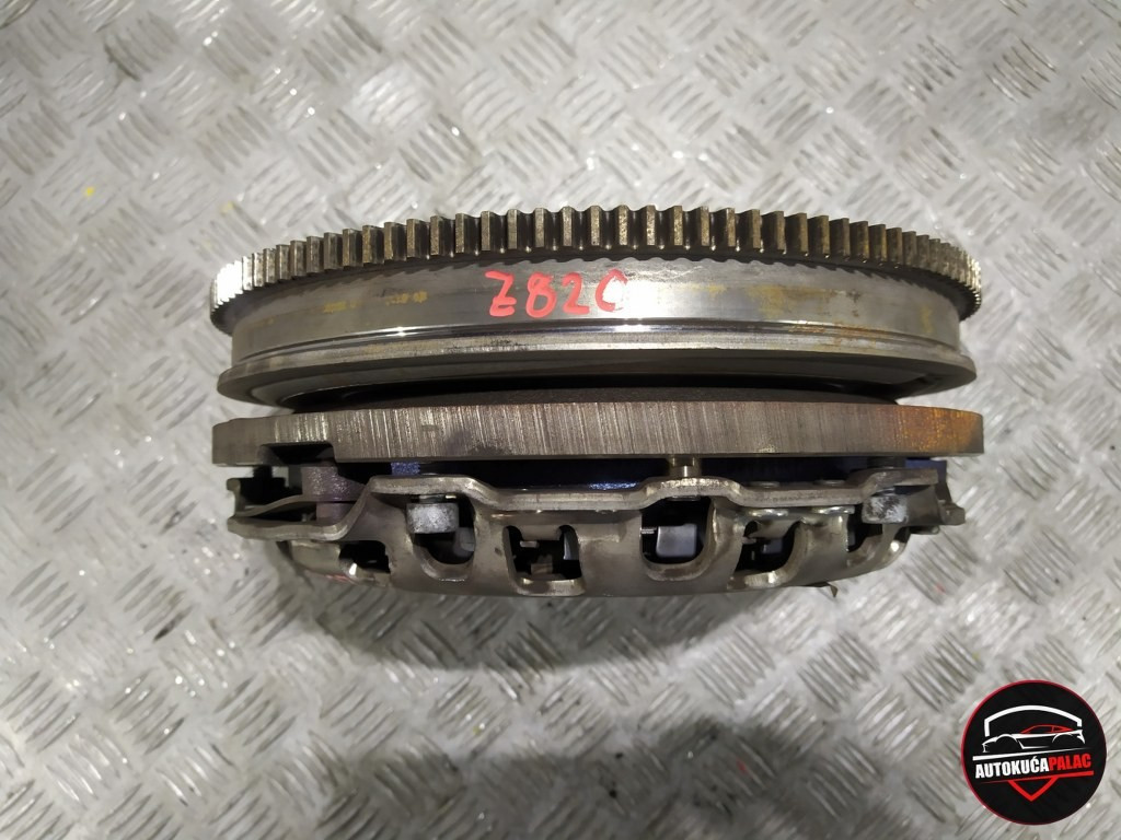 ZAMAJAC BMW	F20 F21 1		7614327	Z820	1.6B MANUAL