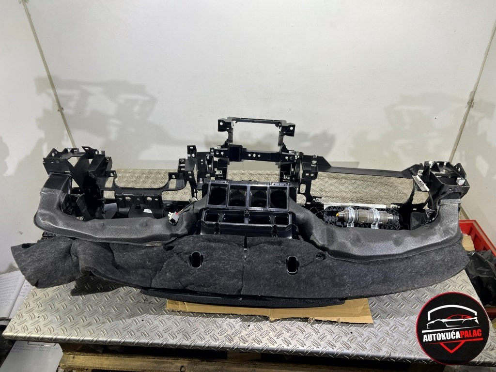 TABLA ROVER RANGE SPORT L494   528-217 CRNA KOMPLETNA