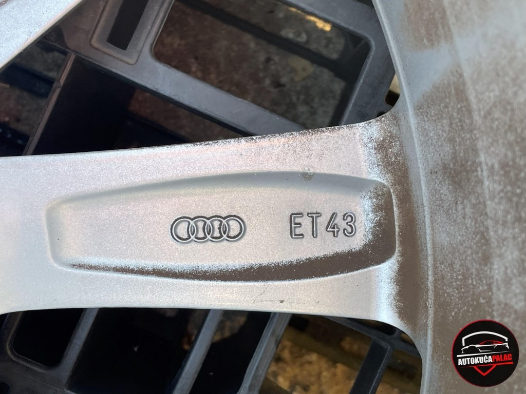 FELGA FELGE	AUDI	Q3	18-		FE726	18" 5x112 ET43
