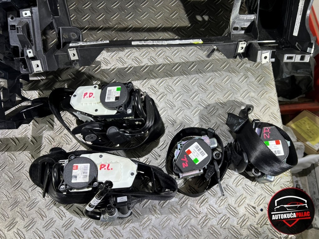 TABLA ROVER RANGE SPORT L494   528-217 CRNA KOMPLETNA