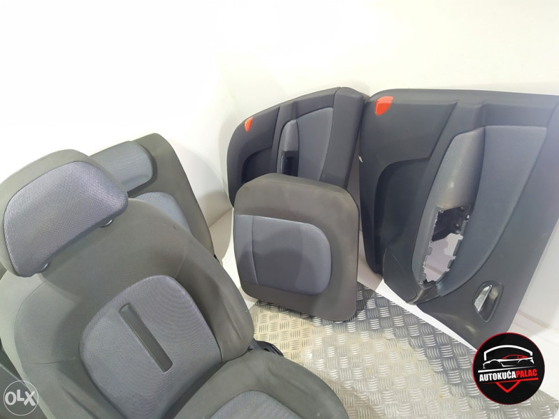 UNUTRAŠNJOST I SJEDIŠTA SICEVI FIAT BRAVO 2009 U65