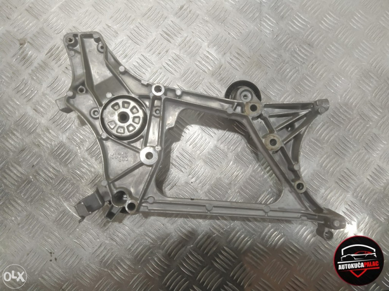 NOSAČ ALTERNATORA	 Mercedes W204 2011 A6512011909 NM806