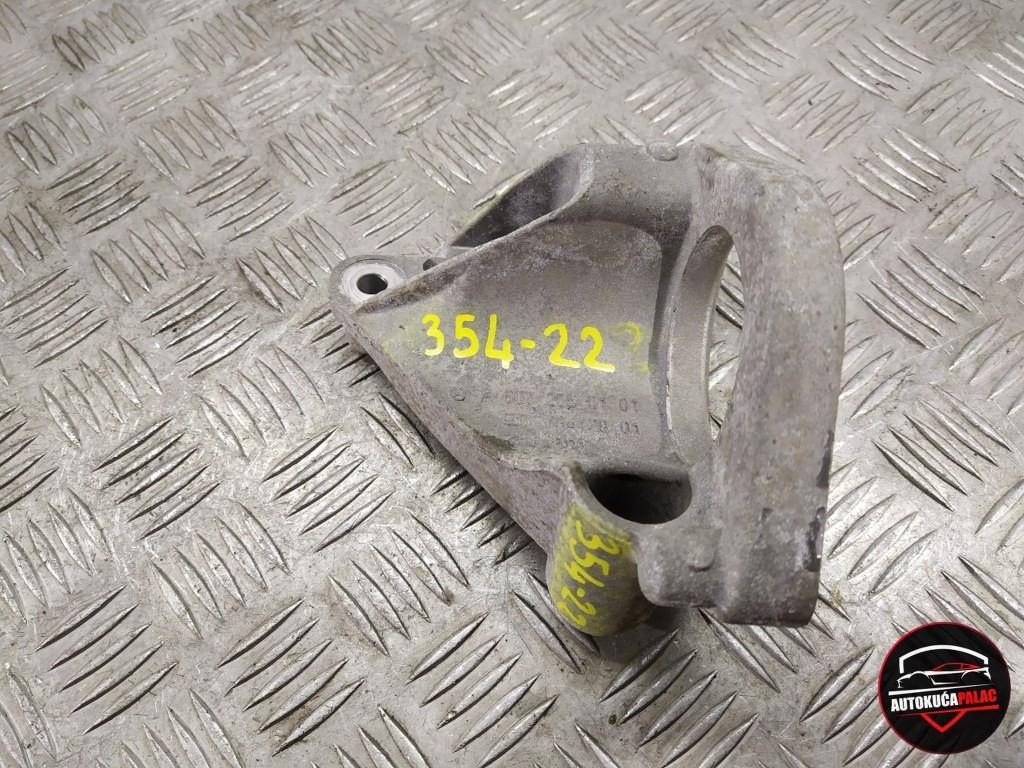 NOSAČ POLUOSOVINE Mercedes W246 A6072050101 354-22