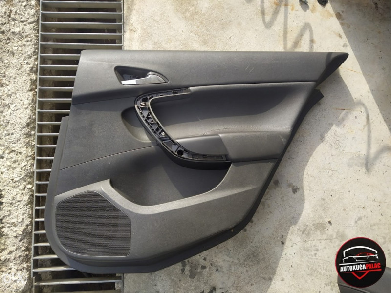 Unutrašnjost Opel INSIGNIA 08-17  U253 SJEDIŠTA SICEVI