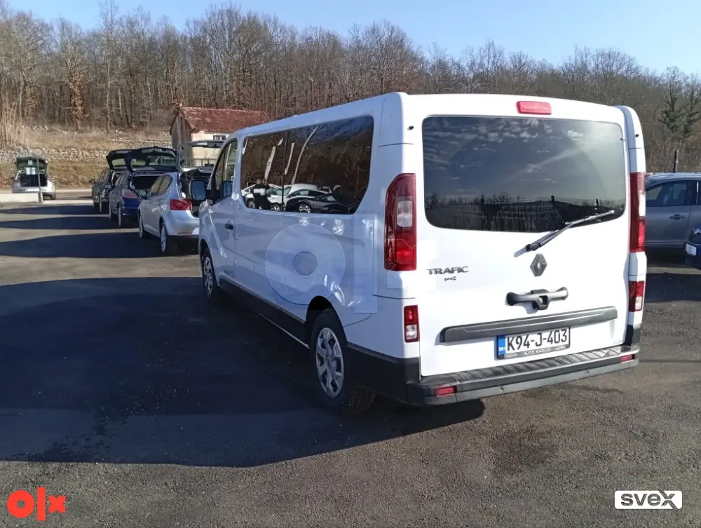 Renault Trafic 2.0 dci 8+1 2023 god Putnički