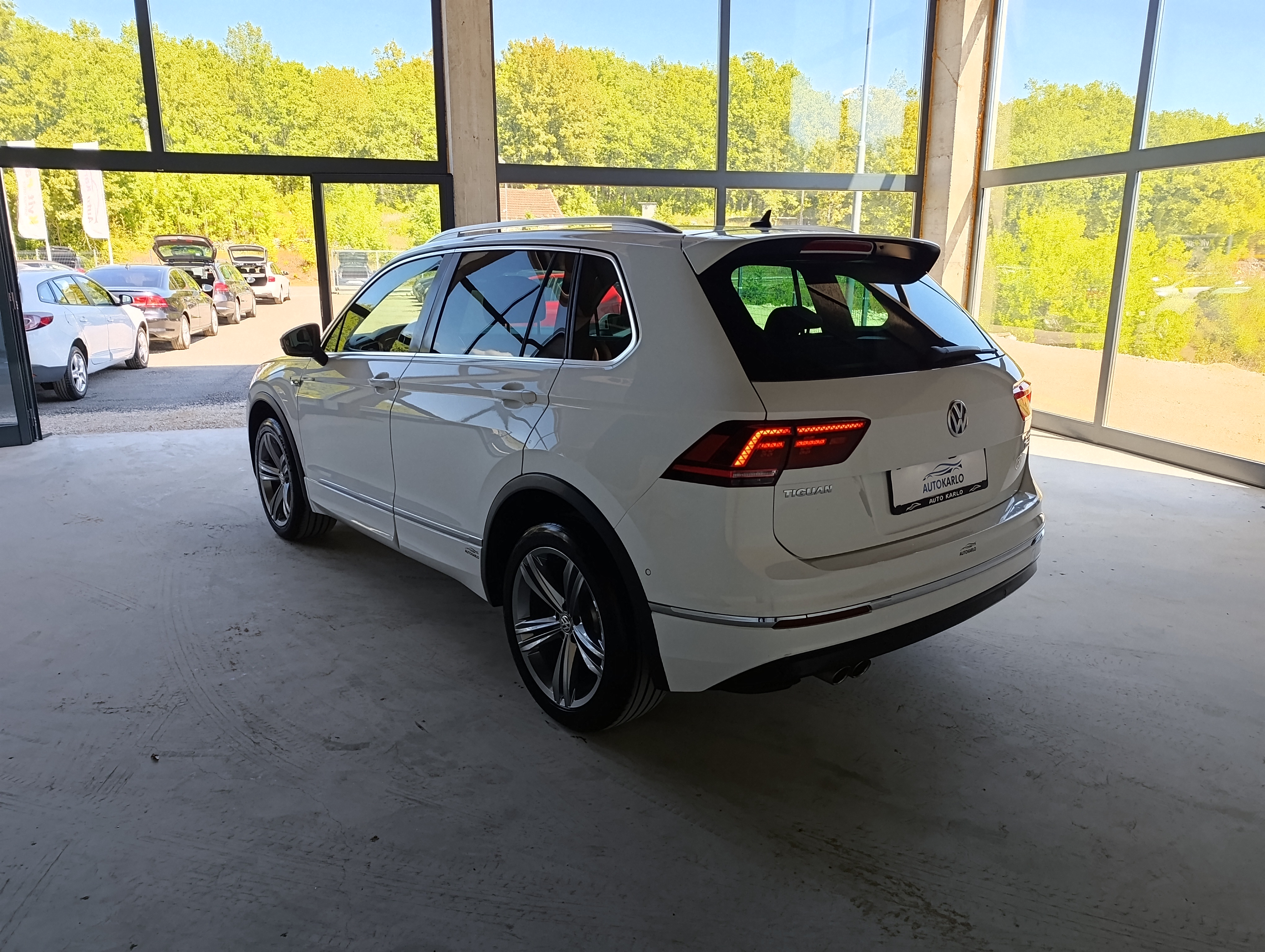 VW Tiguan 2.0 tdi DSG 4Motion