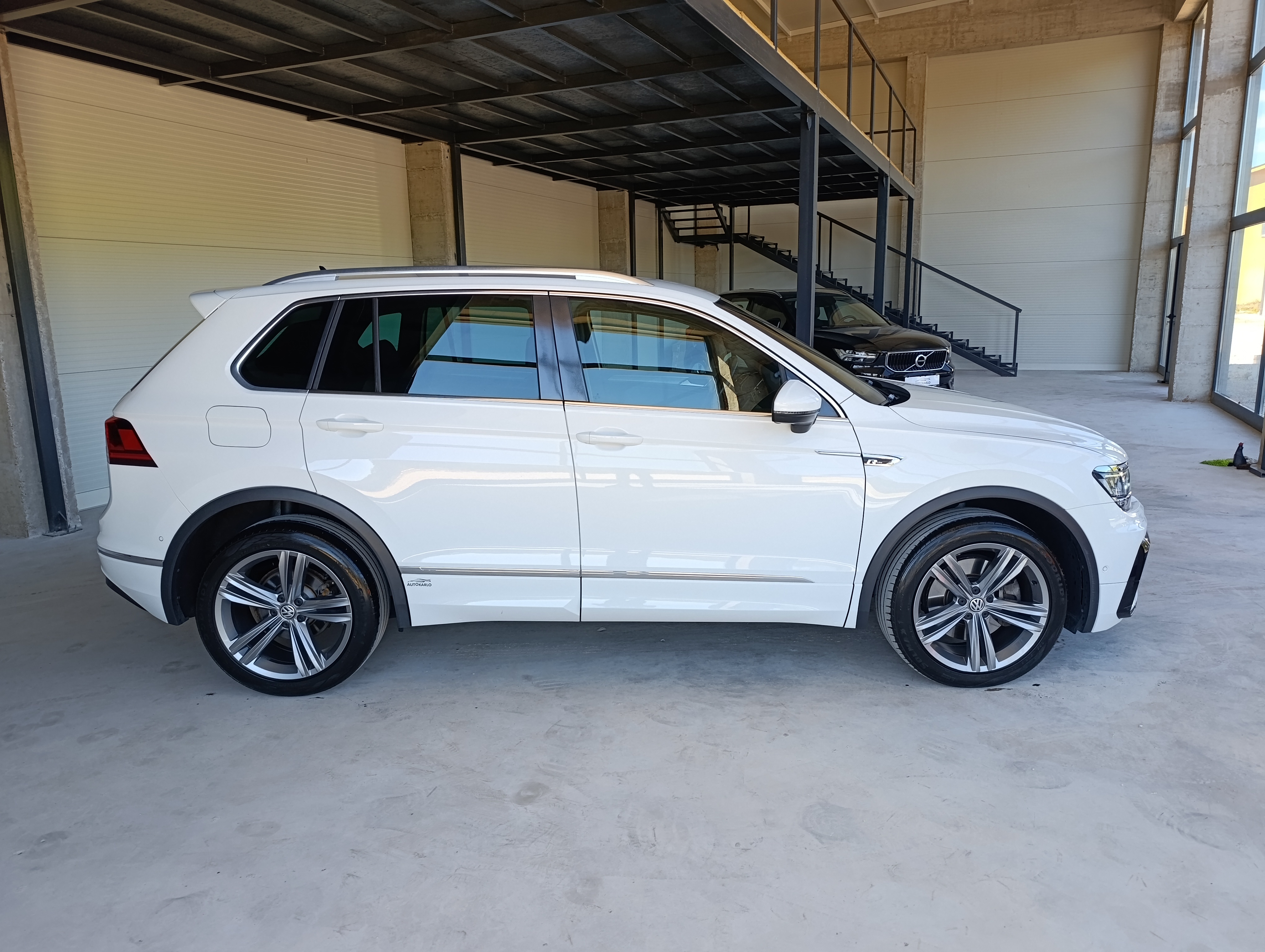 VW Tiguan 2.0 tdi DSG 4Motion