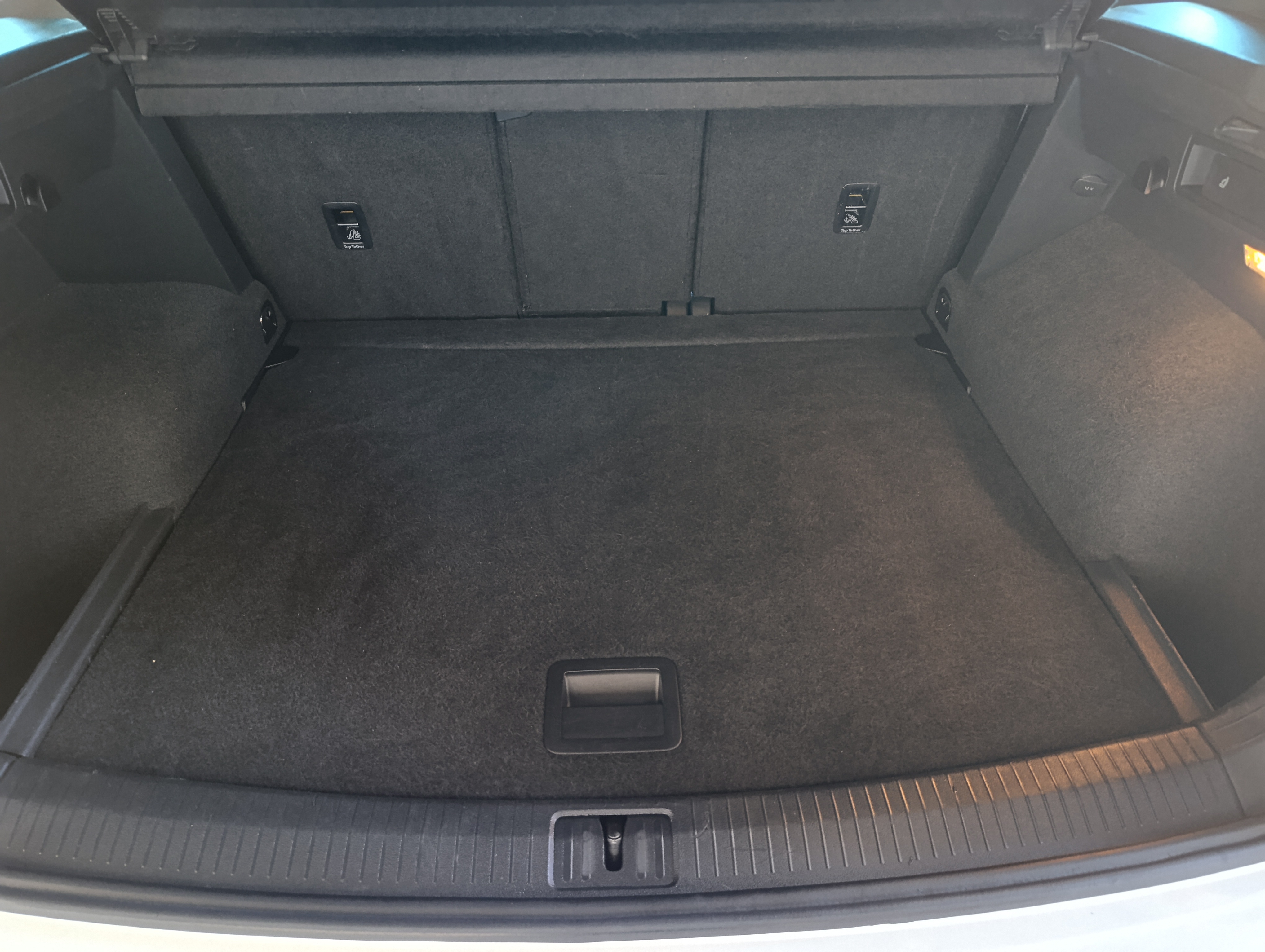 VW Tiguan 2.0 tdi DSG 4Motion