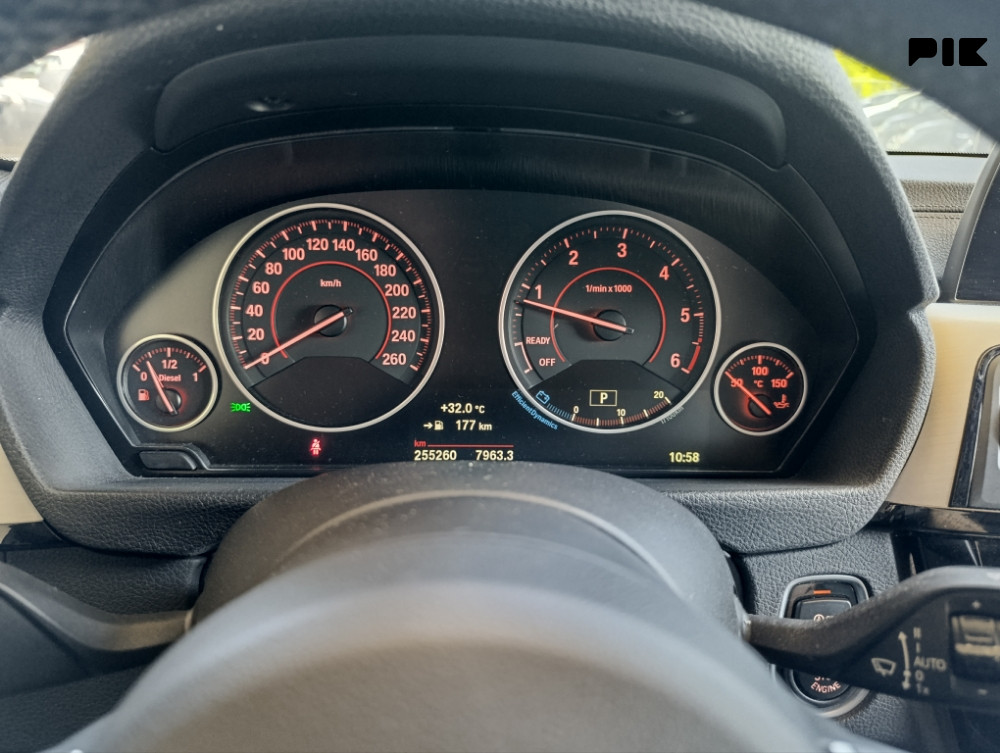 BMW 320 d Xdrive Automatik 2017 god M paket