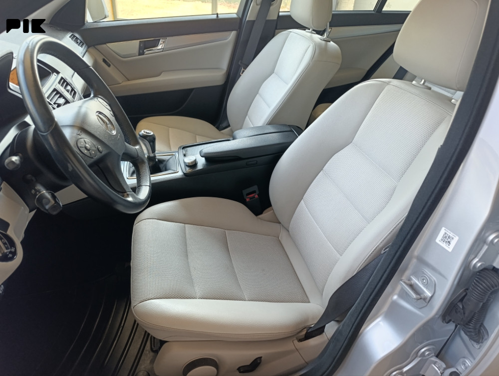 Mercedes-Benz C 220 CDI 2009 god  Avandgarde