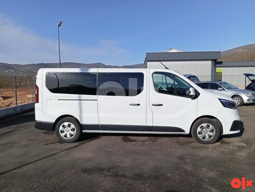 Renault Trafic 2.0 dci 8+1 2023 god Putnički