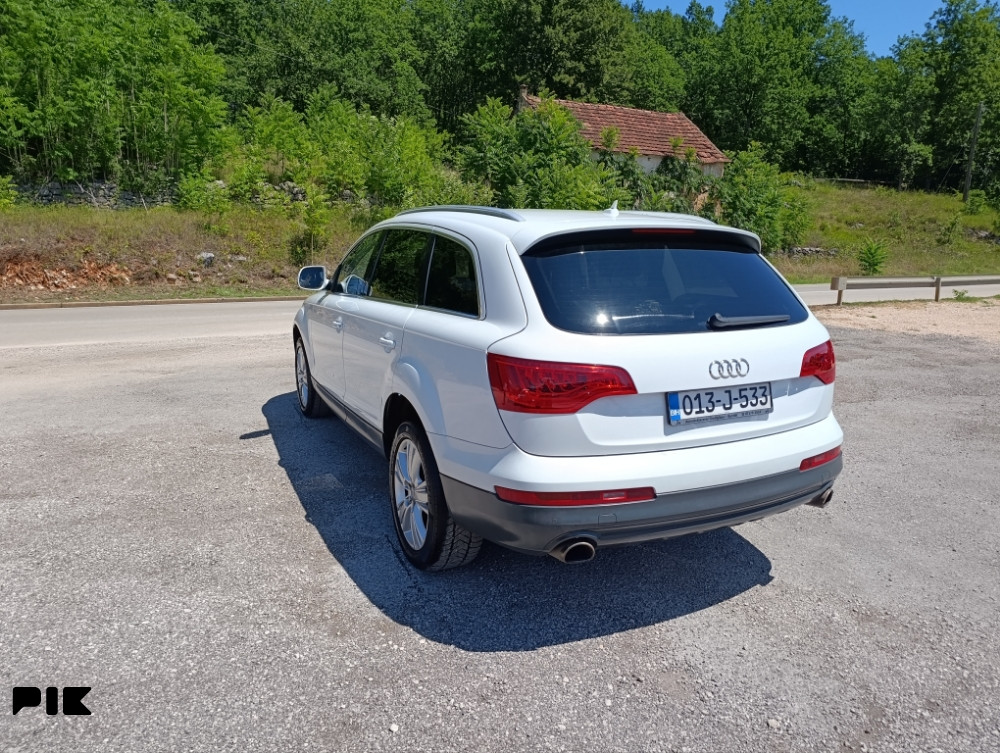 Audi Q7 3.0 tdi quattro 2012 god FACELIFT EXCLUSIVE