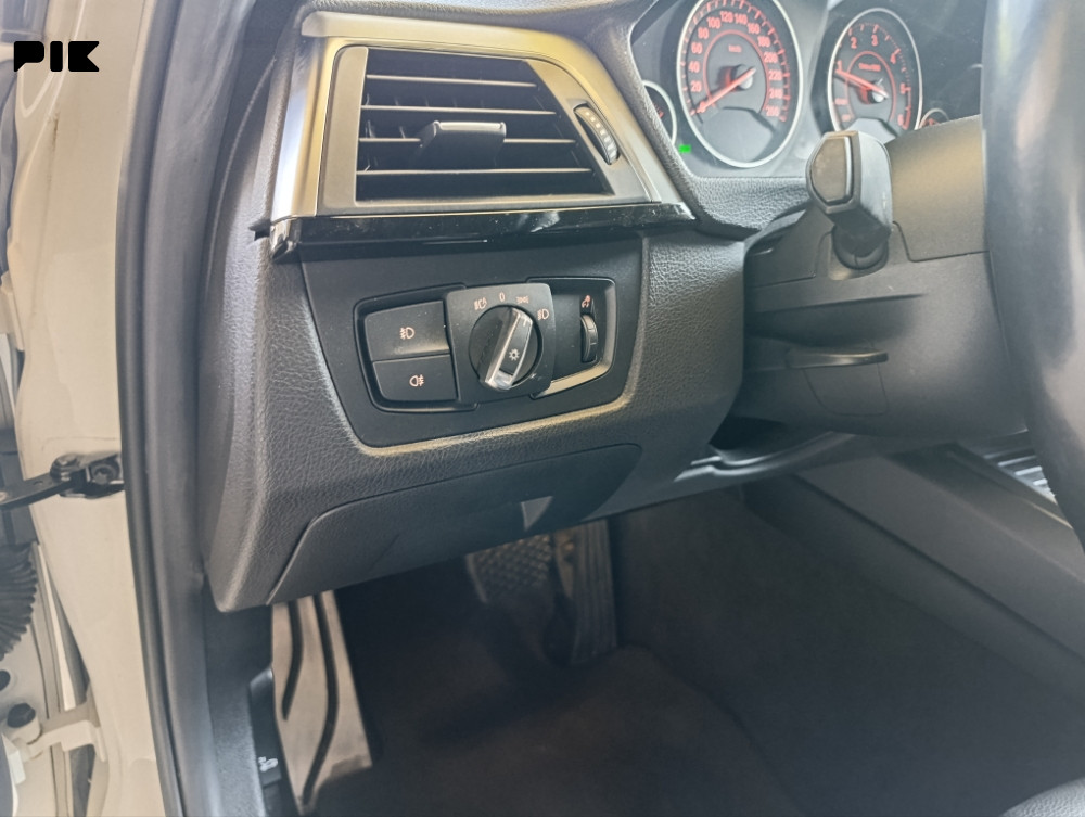BMW 320 d Xdrive Automatik 2017 god M paket