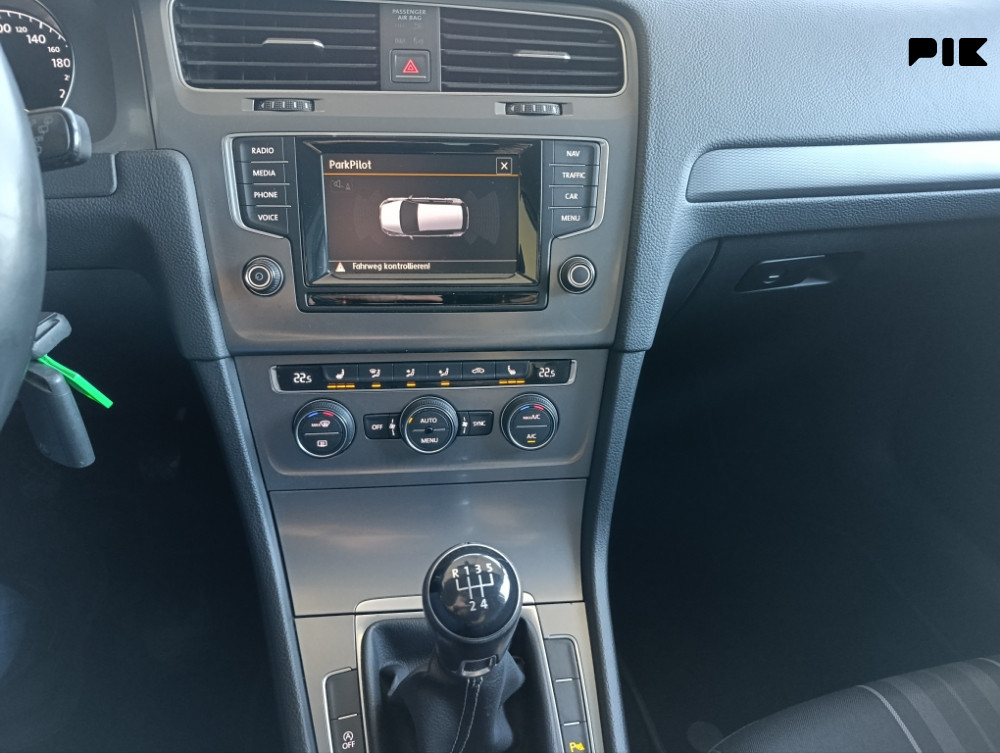 Volkswagen Golf VII 1.6 tdi Xenon 2015 LOUNG