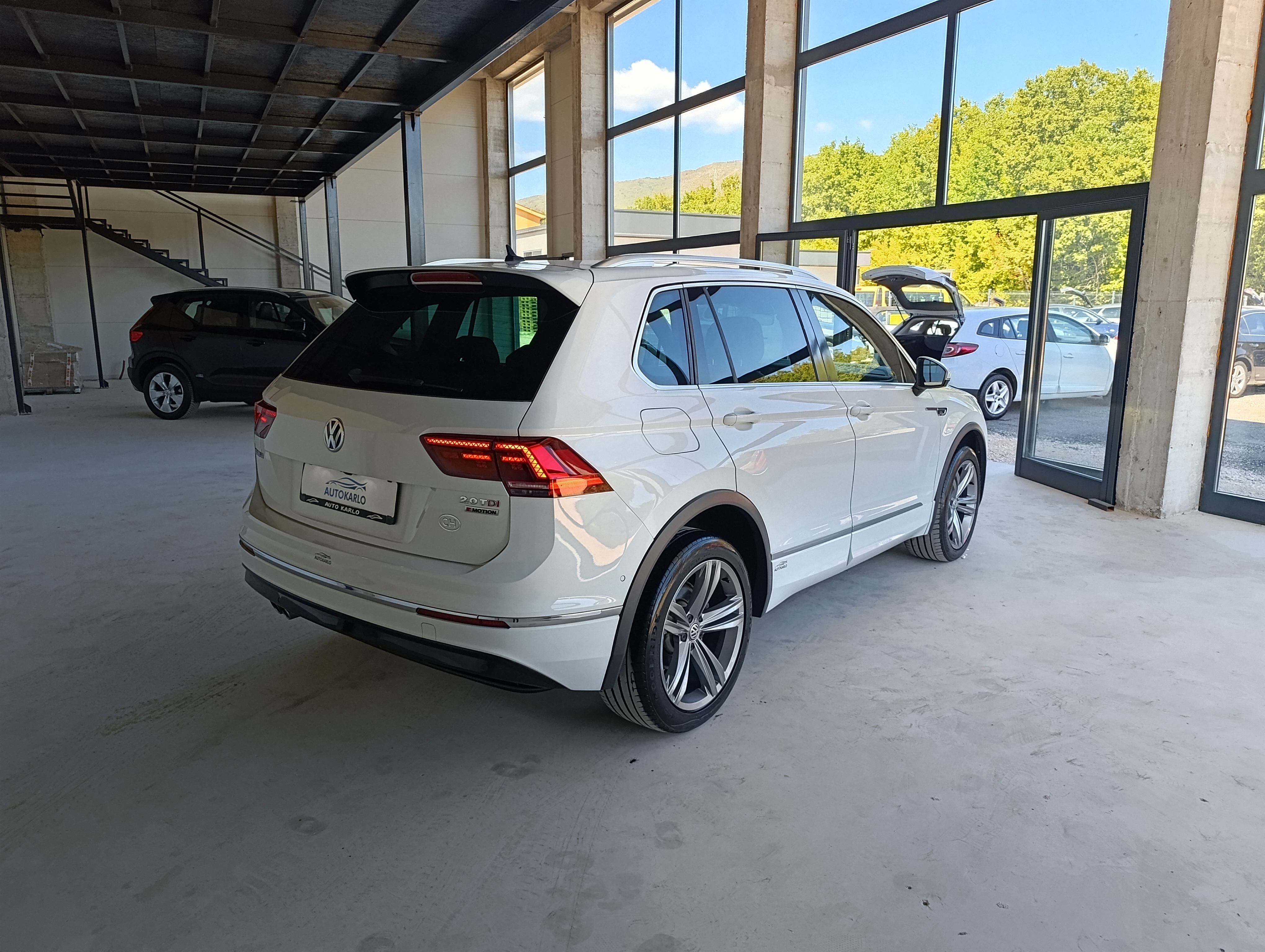 VW Tiguan 2.0 tdi DSG 4Motion