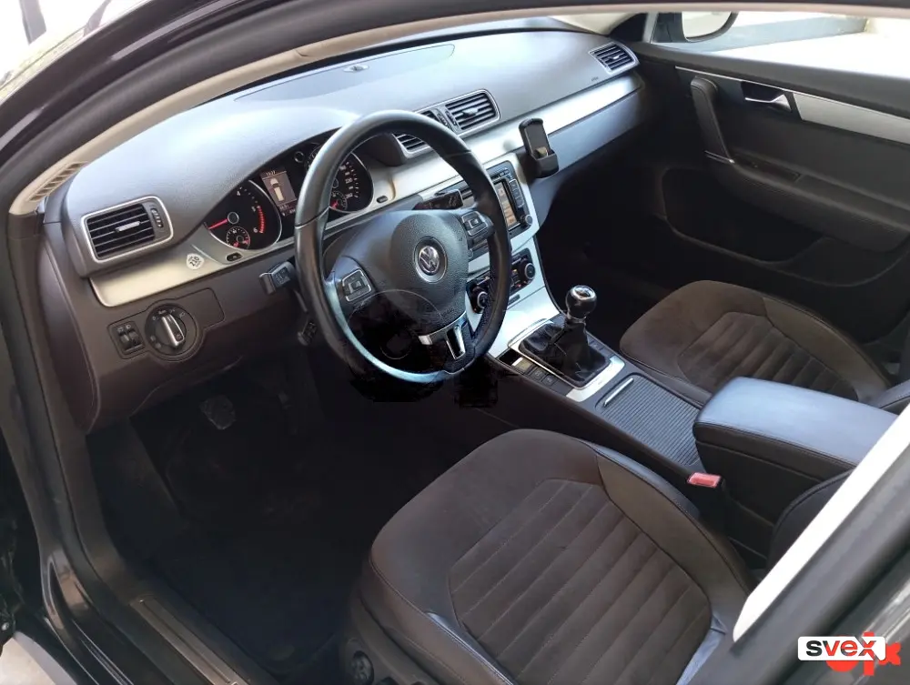 Volkswagen Passat b7 2.0 tdi 4Motion kar 2011 god Highline