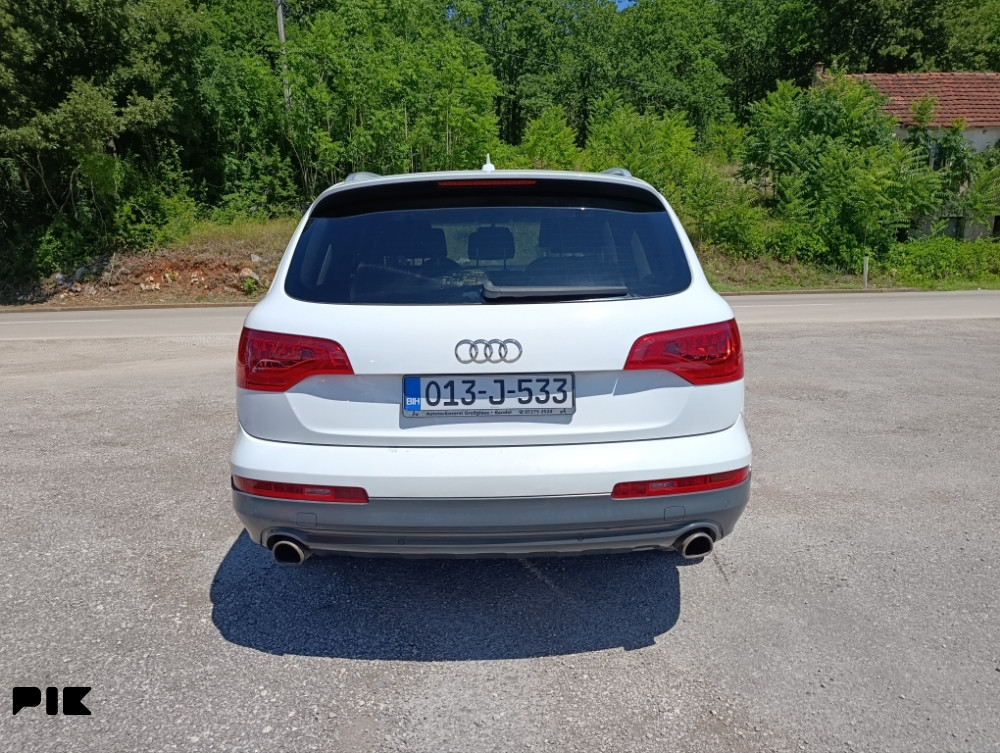 Audi Q7 3.0 tdi quattro 2012 god FACELIFT EXCLUSIVE