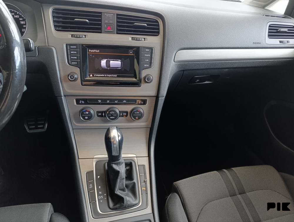 Volkswagen Golf VII 1.6 DSG 2014 god Highline