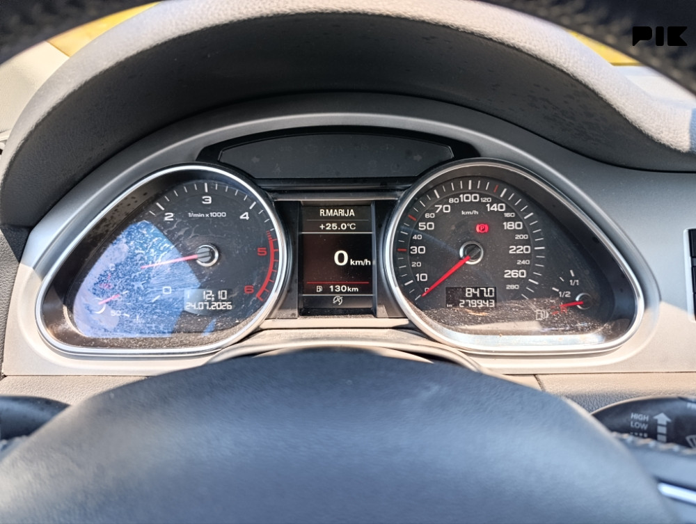 Audi Q7 3.0 tdi quattro 2012 god FACELIFT EXCLUSIVE