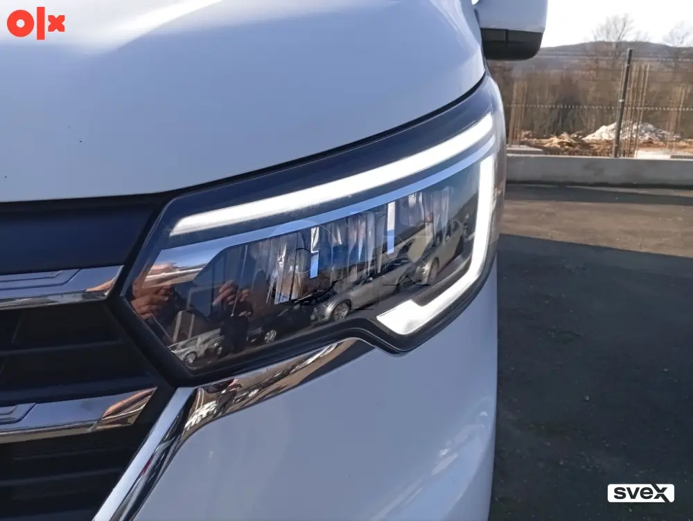 Renault Trafic 2.0 dci 8+1 2023 god Putnički
