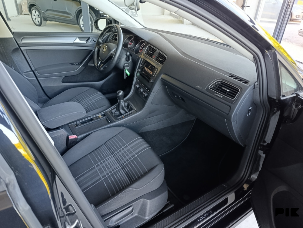 Volkswagen Golf VII 1.6 tdi Xenon 2015 LOUNG