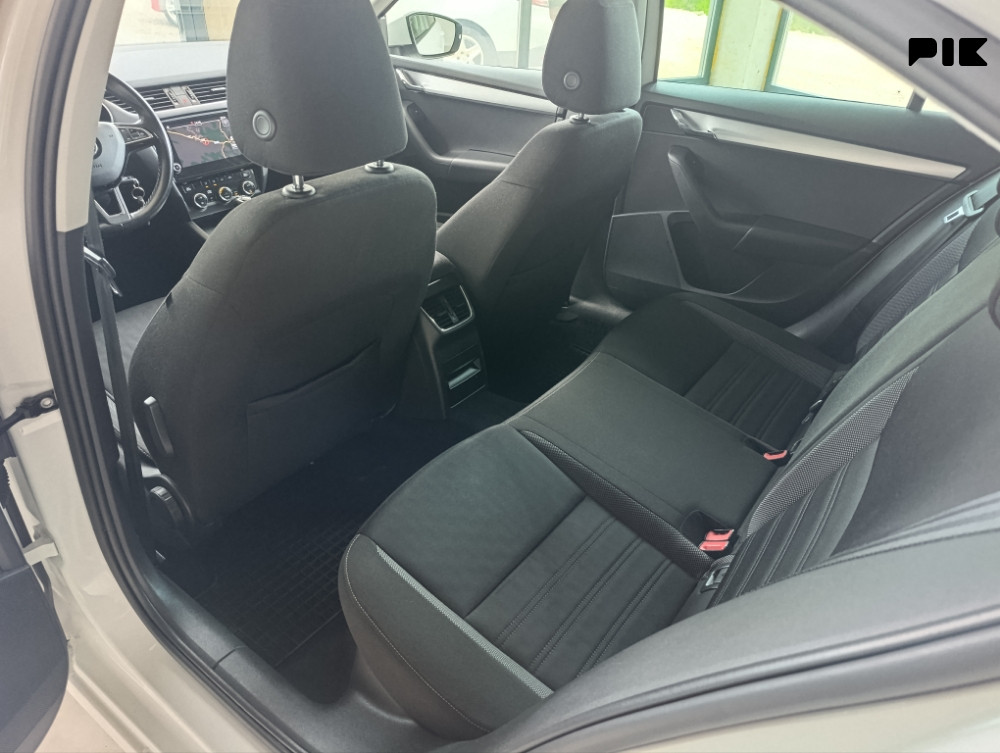 Škoda Octavia 1.6 tdi DSG 2019 god FACELIFT Elegance