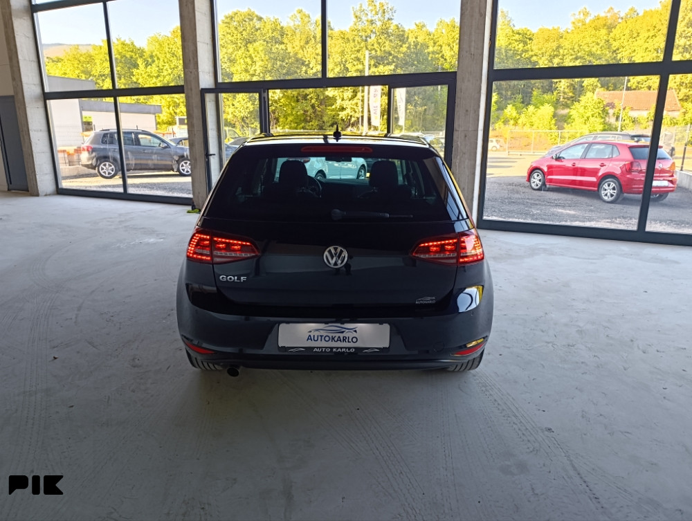 Volkswagen Golf VII 1.6 tdi Xenon 2015 LOUNG