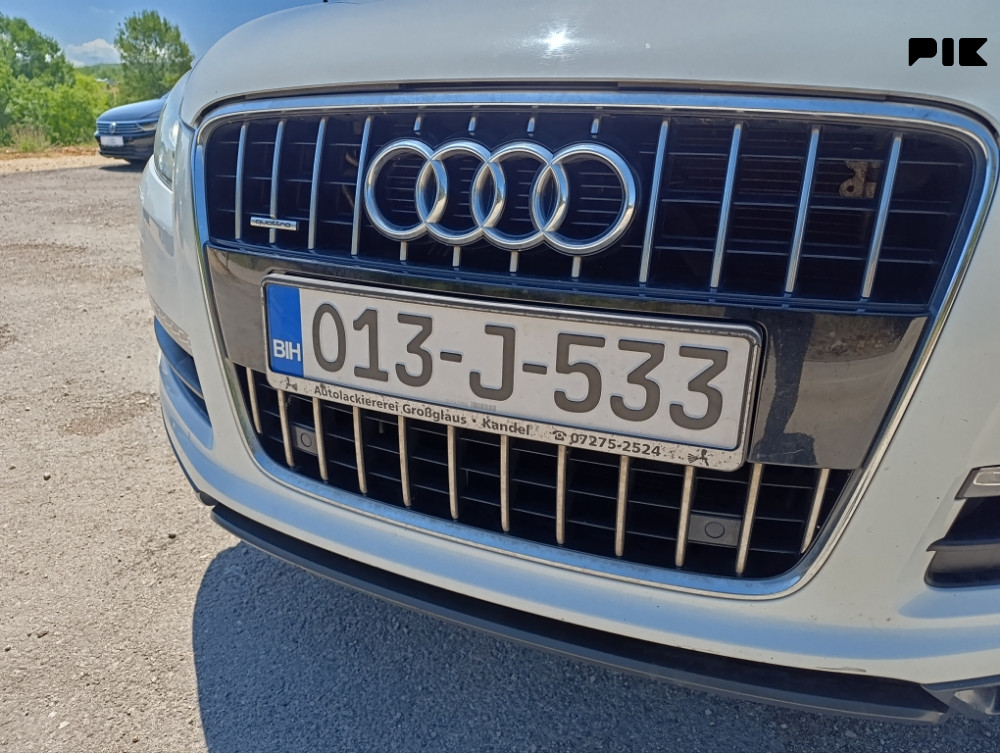 Audi Q7 3.0 tdi quattro 2012 god FACELIFT EXCLUSIVE