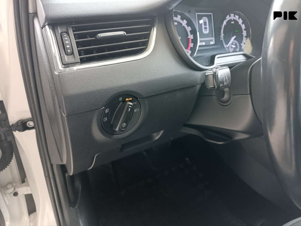 Škoda Octavia 1.6 tdi DSG 2019 god FACELIFT Elegance
