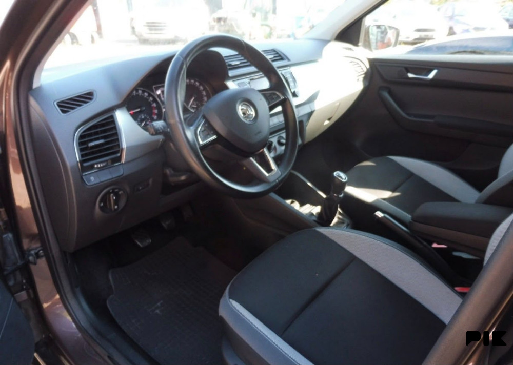 Škoda Fabia 1.4 tdi Xenon 2015 god Elegance