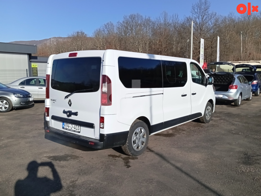Renault Trafic 2.0 dci 8+1 2023 god Putnički